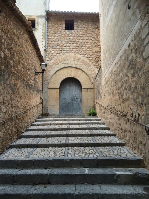 mallorca monastery iron door