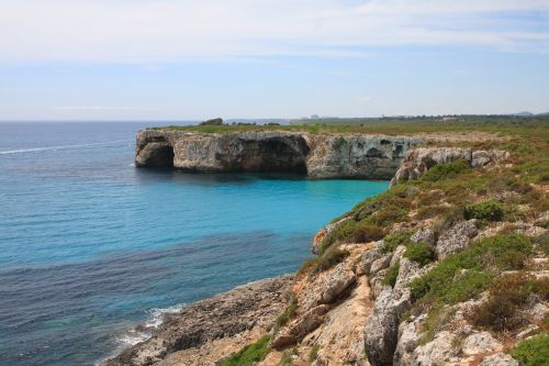 mallorca rock sea