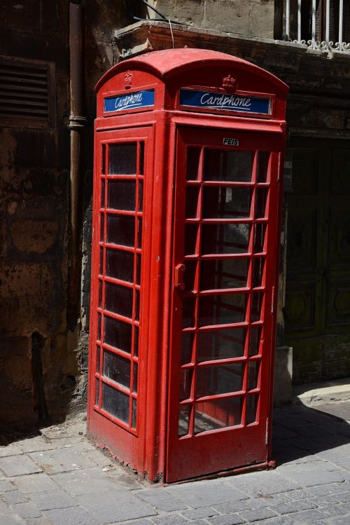 malta valetta phone booth