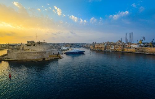 malta harbor sunrise