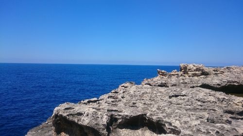 malta sea ocean
