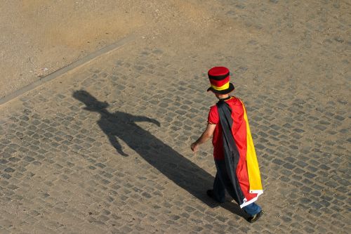 man hat national colours