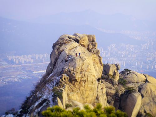 manjangbong rock climbing