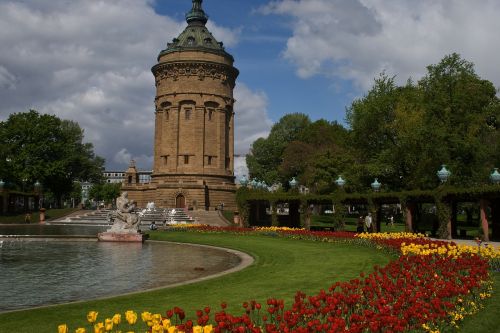 mannheim water tower flowers