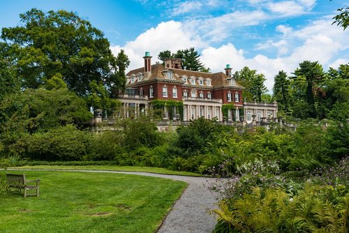 mansion  landscaping  architecture