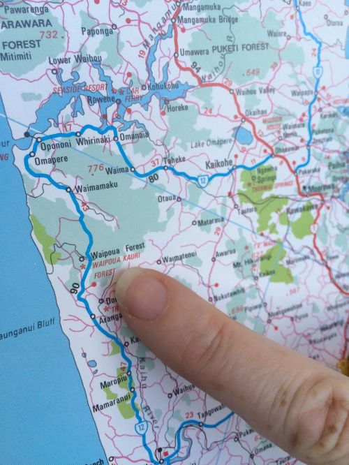 map travel finger