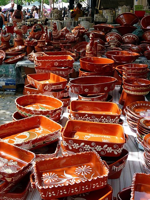 market pottery orange