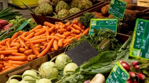 market vegetables carrots