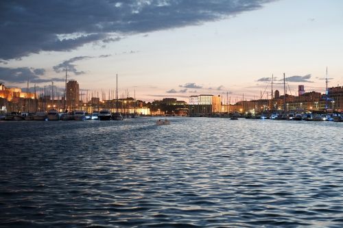 marseille port sea