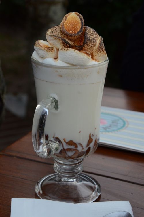 marshmallow coffee milk