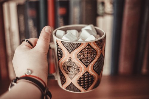 marshmallow  book  cup