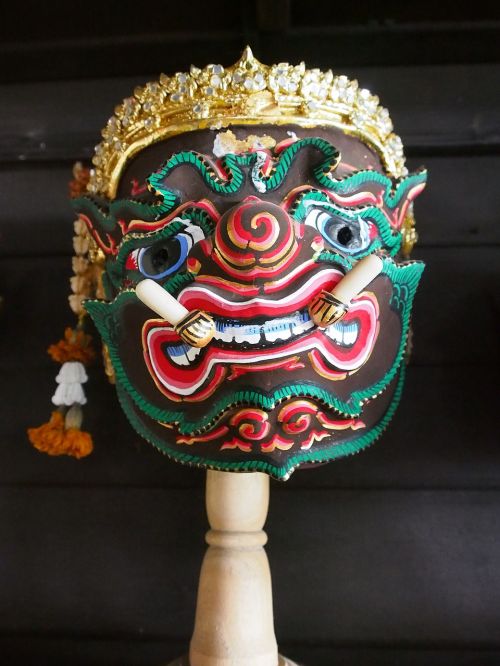 mask khon english culture