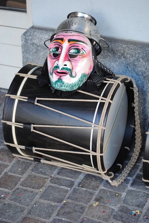 mask drum carnival