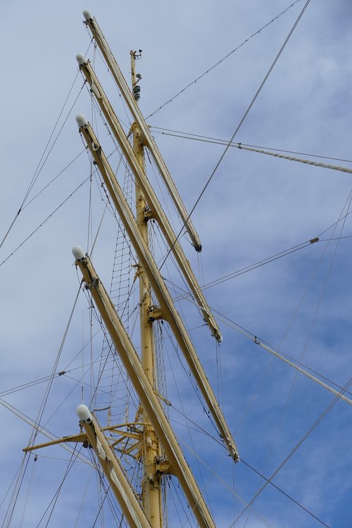 mast  sailing  rigging