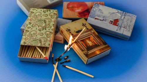 matches flame sticks