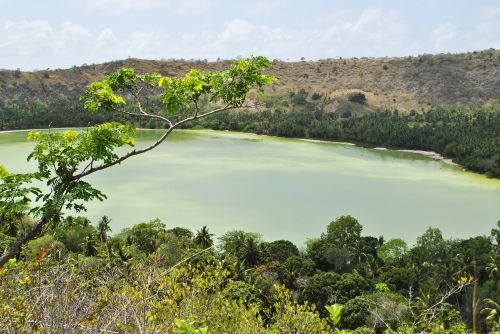 mayotte indian ocean dziani lake