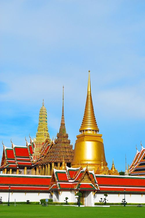 measure temple of the emerald buddha