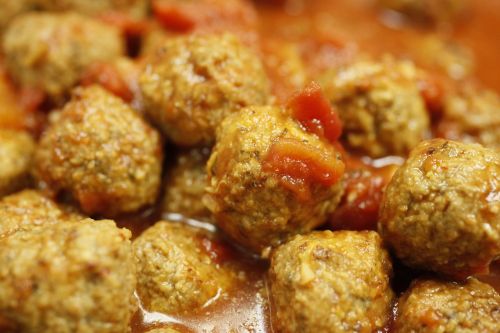 meat balls food spicy