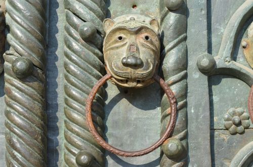 medieval door doorknob