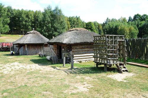 medieval settlement medieval castle prison