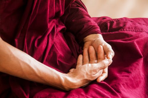 meditation theravada buddhism meditating hand posture