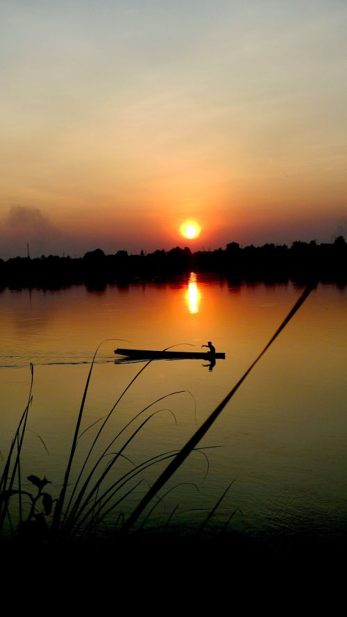 mekong river laos