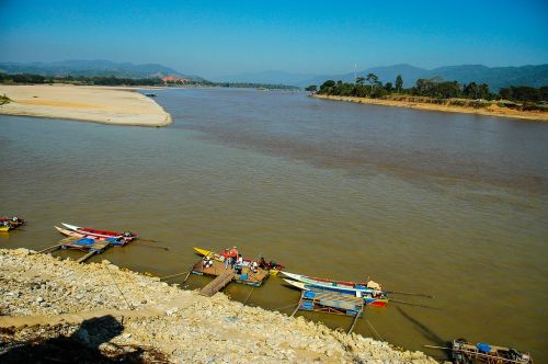 mekong river river golden triangle