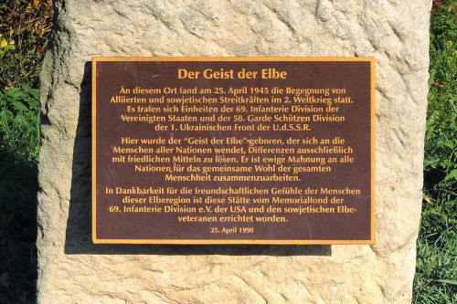 memorial plaque torgau elbe