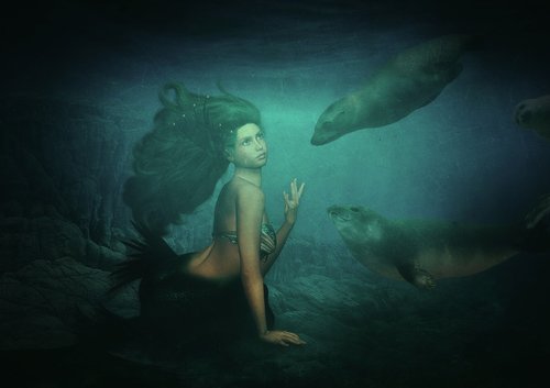 mermaid  crawl  underwater