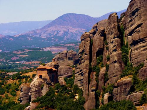 meteora mountain landscape