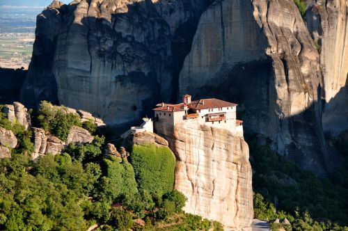 meteora monasteries monastery thessaly