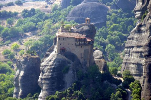 meteors monastery greece