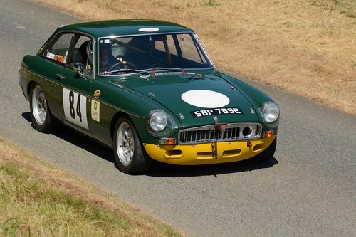 mg  british racing green  race car