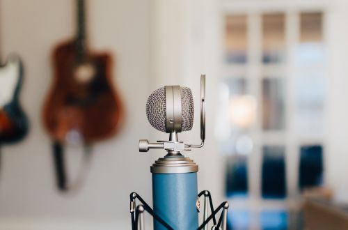 microphone condenser blue