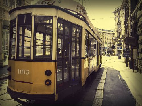 miland italy tram