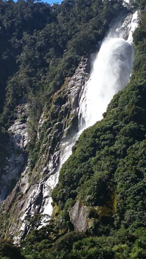 milford sound waterfall