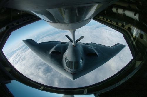 military stealth bomber refueling