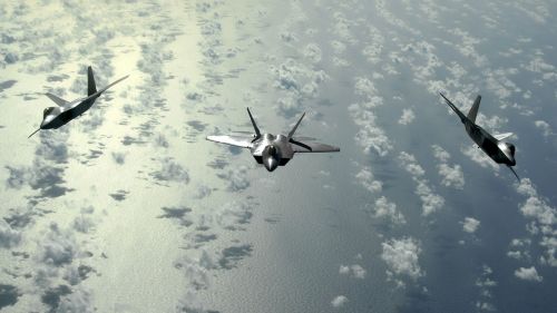 military aircraft formation f-22