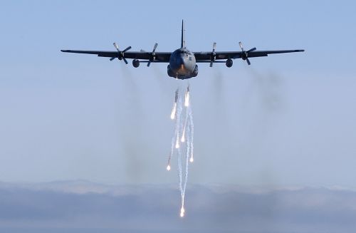 military aircraft flares drop