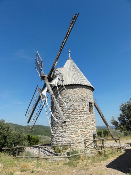 mill pierre south