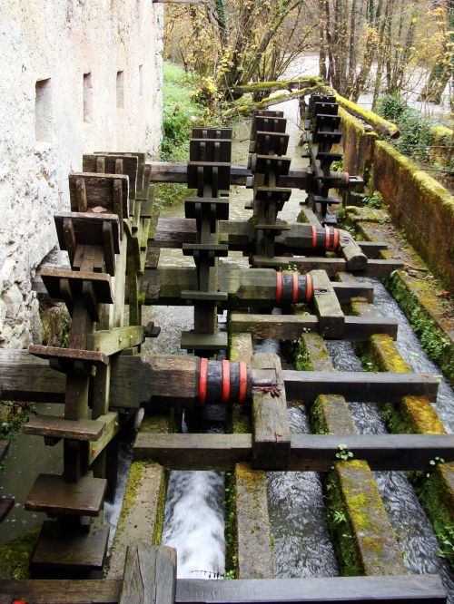 mill wheel river old