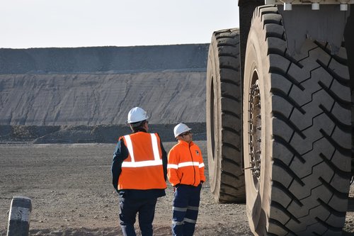 mining  trucks  coal mining