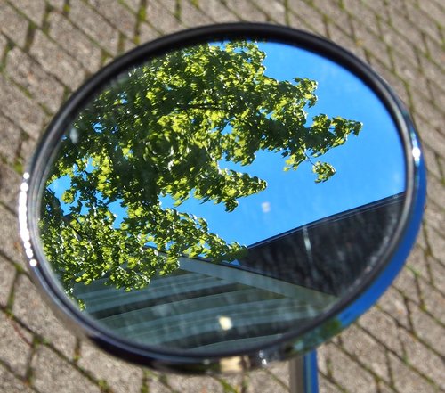 mirror  vespa  summer sky