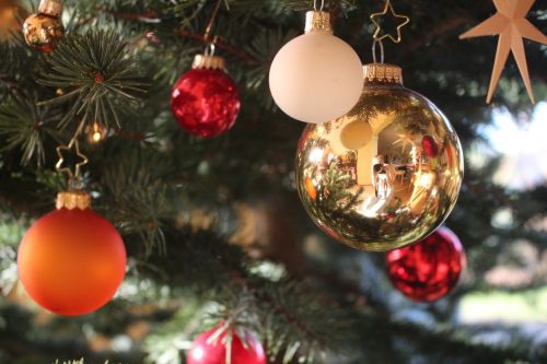 mirroring christmas ornaments christbaumkugeln