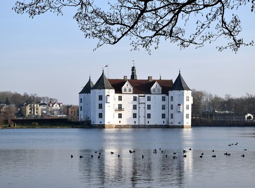 moated castle  glücksburg  lake