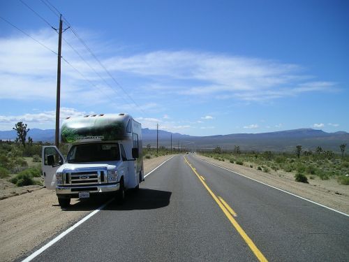 mobile home caravan road trip
