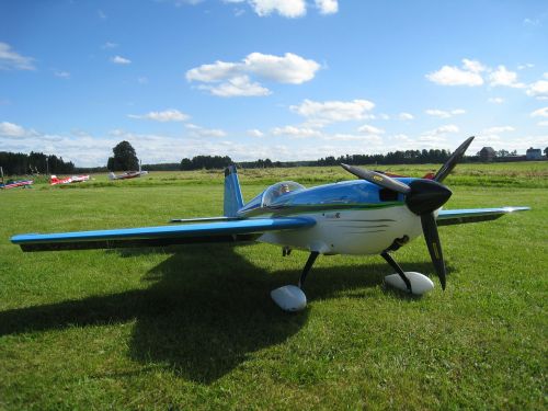 model airplane colors airfield