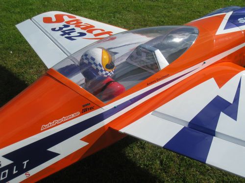 model airplane colors grass