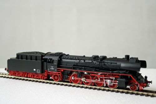 model railway steam locomotive railway