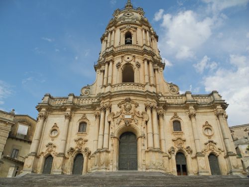 modica sicily church